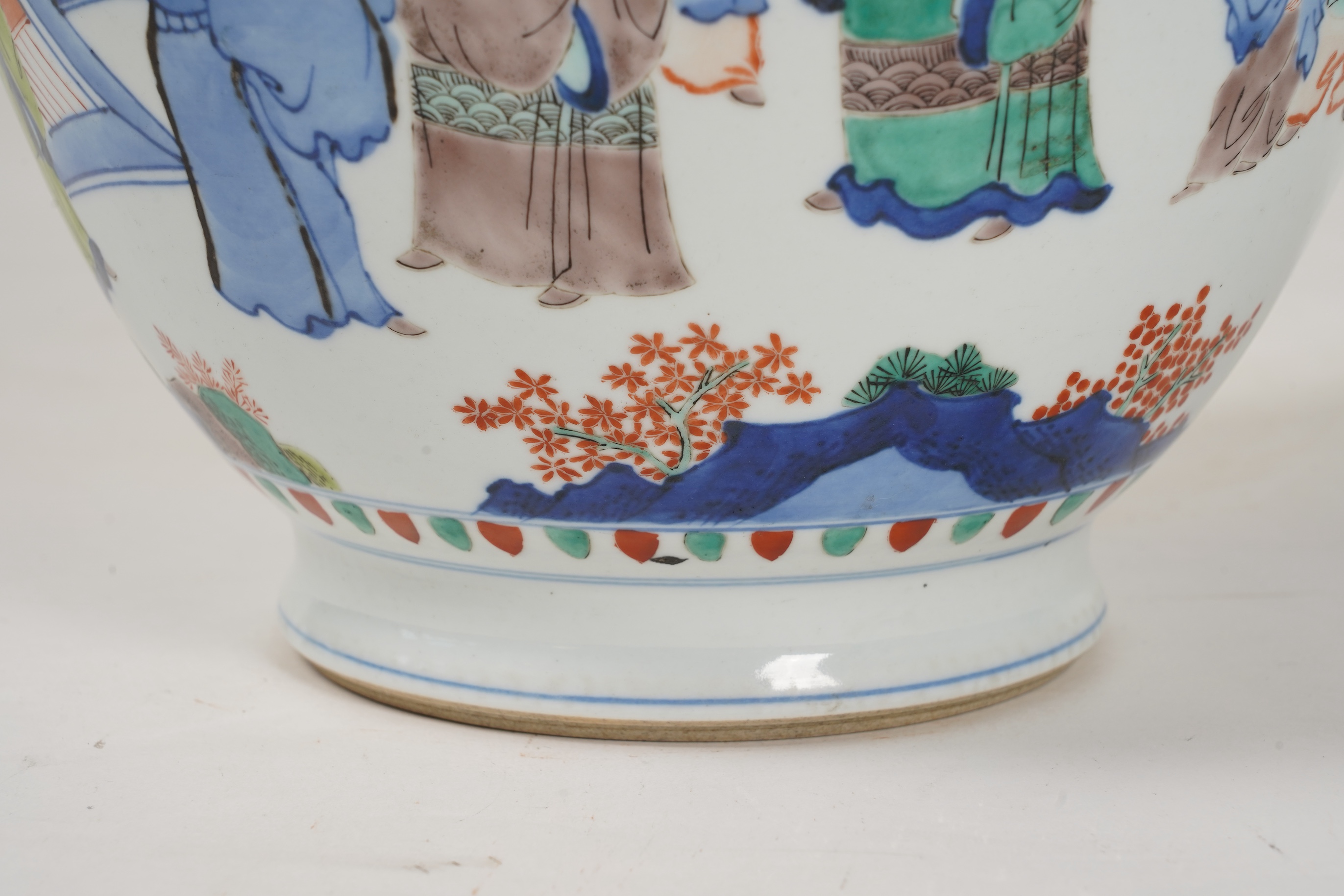 A Chinese wucai ‘figures’ jar, Transitional style